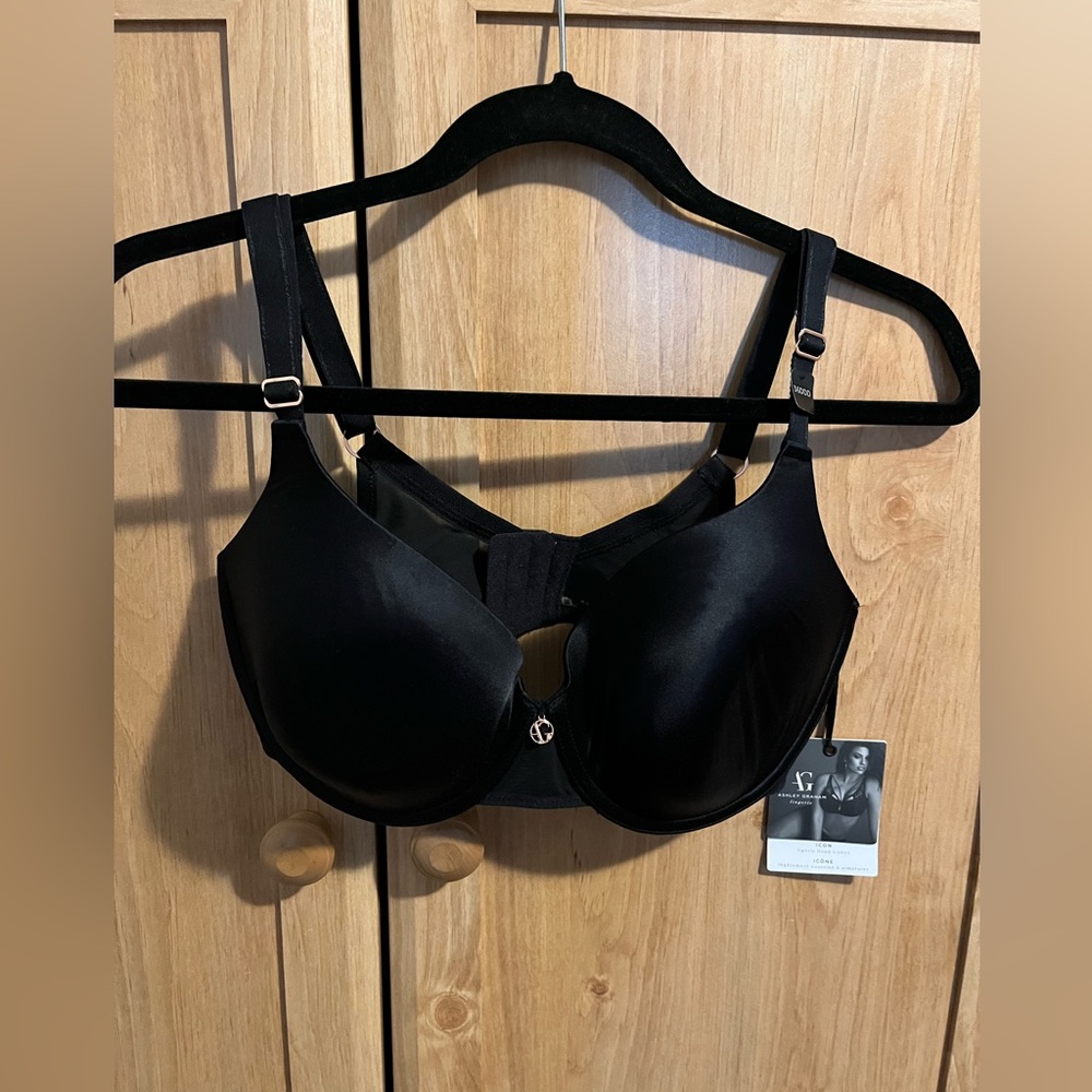Black bra NWT